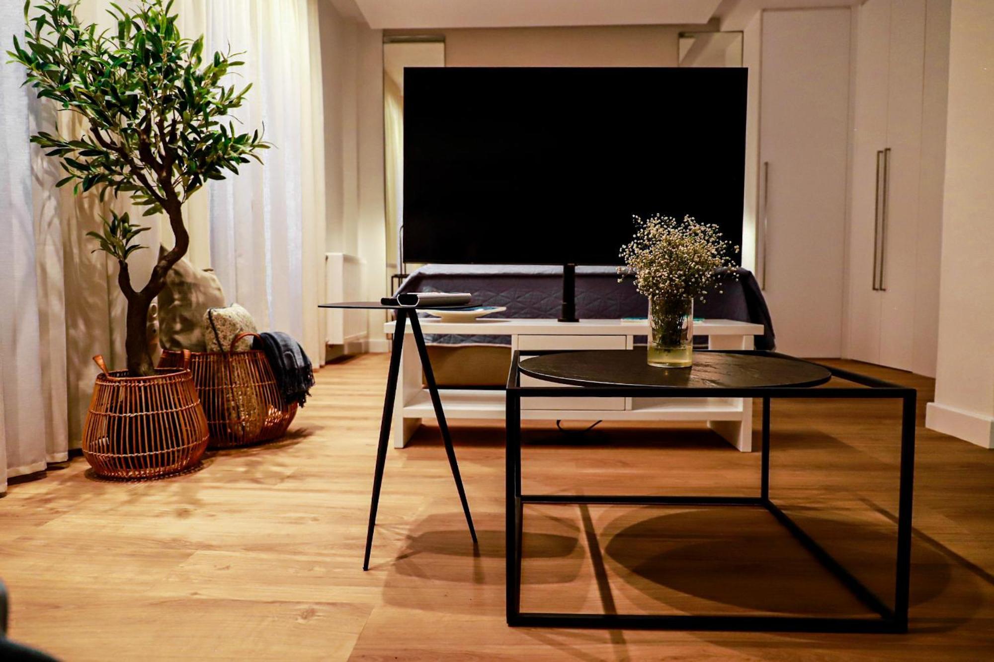 Renovated Apartment With Roof Garden Access, 15 M Walk To Acropolis Atena Exterior foto